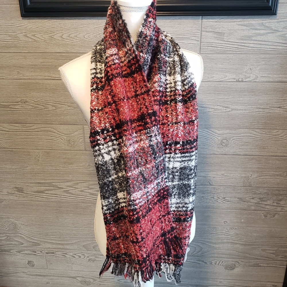 Jacques d'Albry PARIS Wool Blend Red Black Plaid Scarf Fringe Made in France